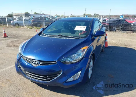 2013 Hyundai Elantra Gs z USA, uszkodzony, nr VIN KMHDH6AE6DU013434